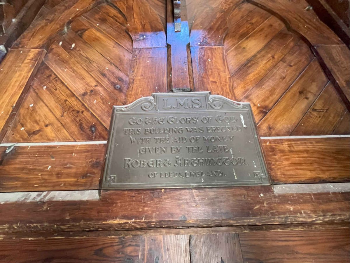 10. Plaque: Robert ARTHHINGTON Acknowledgement 