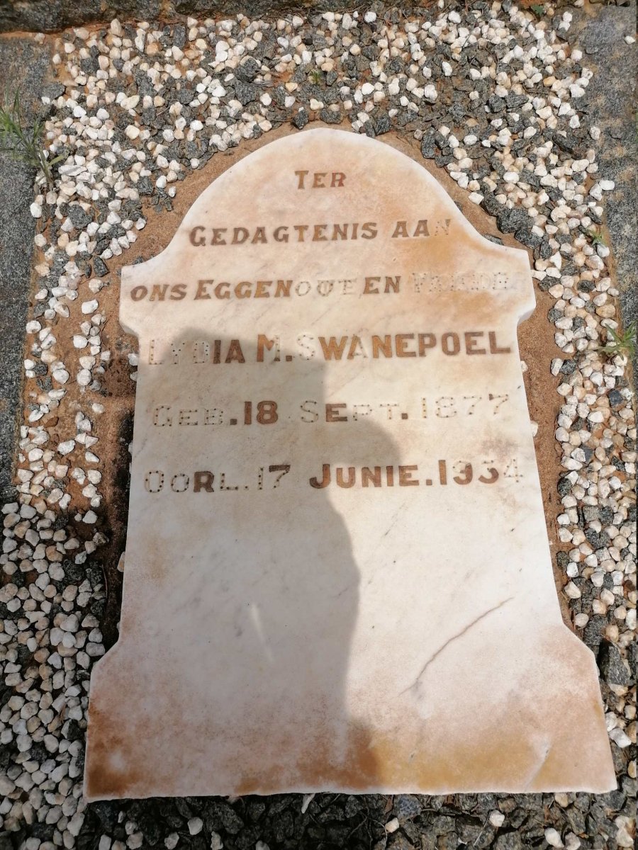 SWANEPOEL Lydia M. 1877-1934
