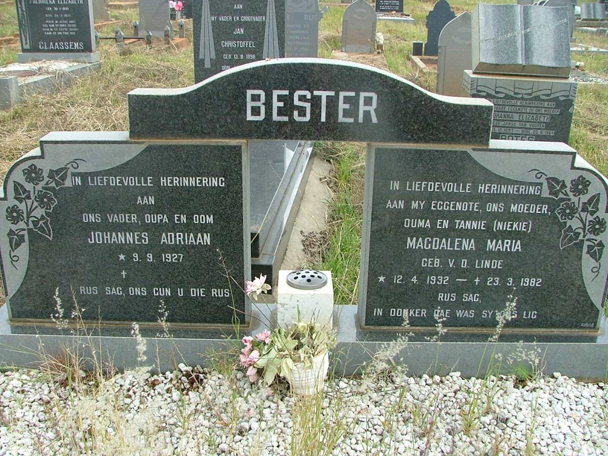 BESTER Johannes Adriaan 1927-  &amp; Magdalena Maria   V.D.LINDE 1932-1982