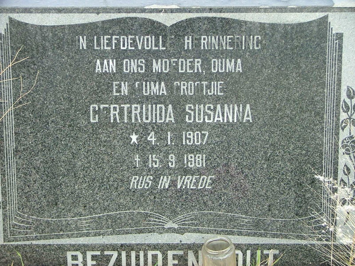 BEZUIDENHOUT Gertruida Susanna 1907-1981