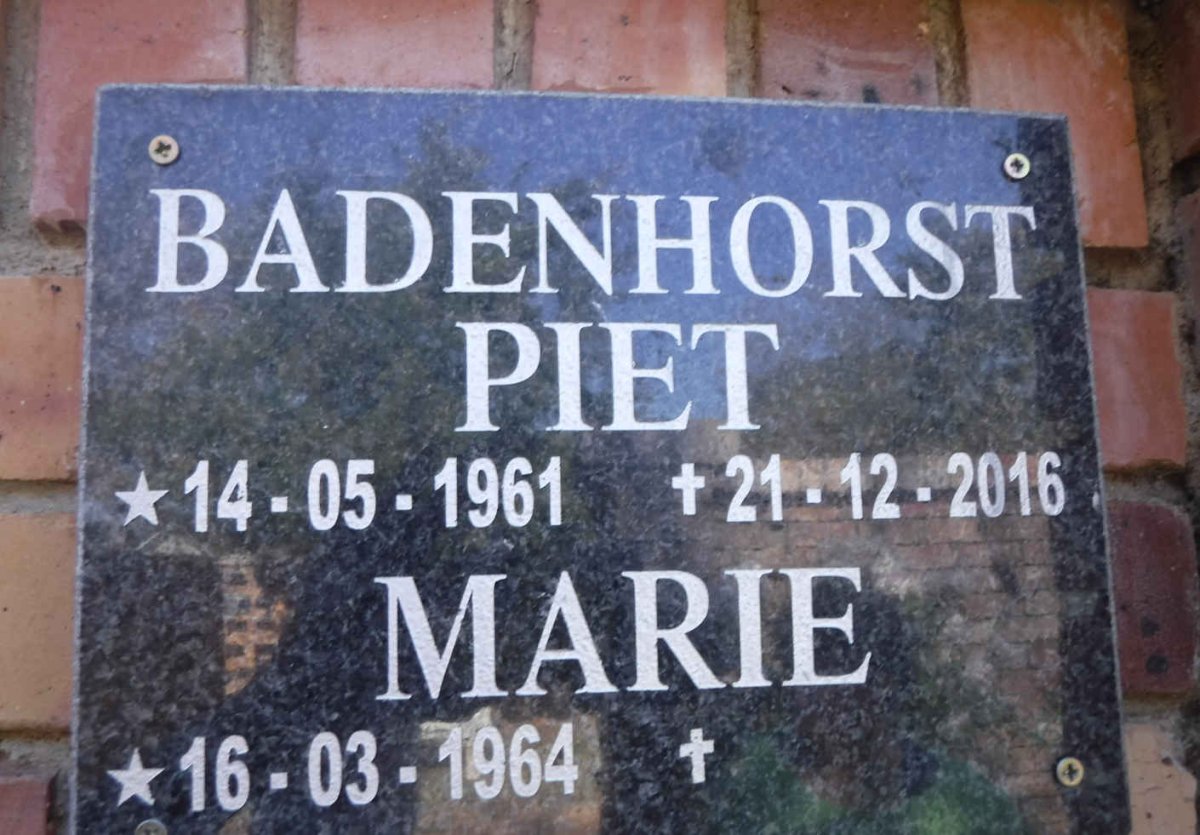 BADENHORST Piet 1961-2016 &amp; Marie 1964-