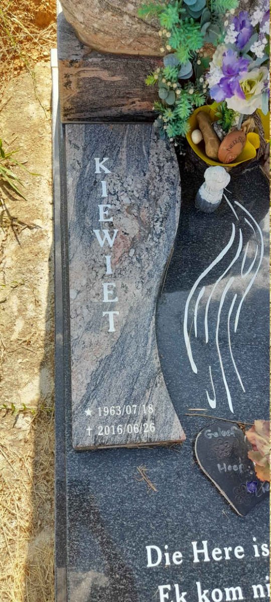 COCKLIN Kiewiet 1963-2016 &amp; Chrisilda 1967-
