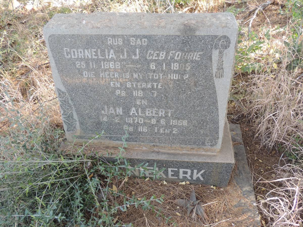 NIEKERK Jan Albert, van 1870-1956 &amp; Cornelia J.J. FOURIE 1868-1905